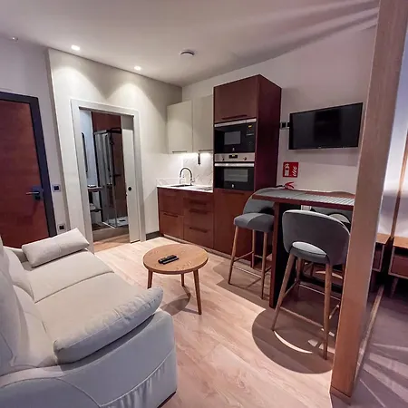 La Quinta Del Sordo * لواركا