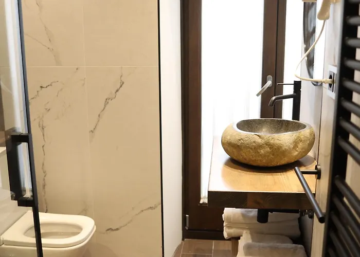 La Quinta Del Sordo * Luarca