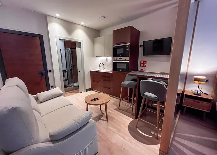 La Quinta Del Sordo * Luarca